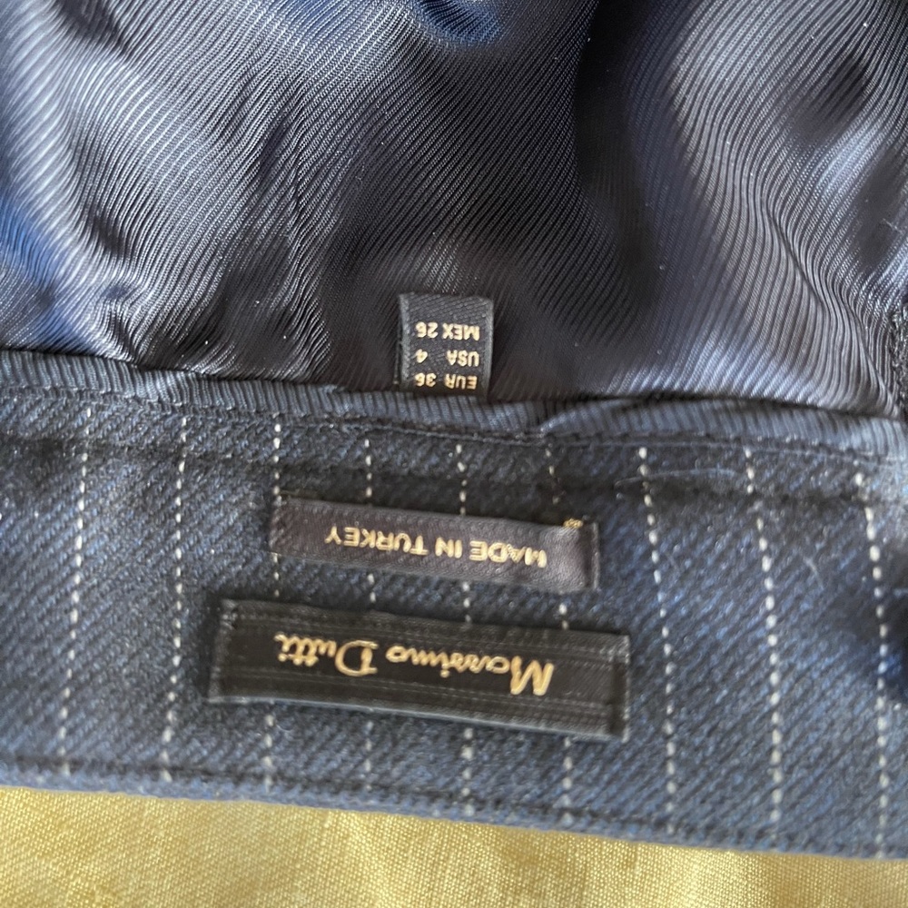 Classy pants - Picture 6 of 6